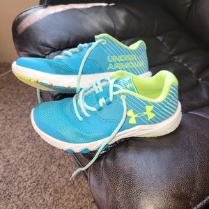 Running Shoes